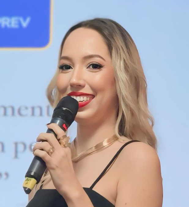 Profa. Bianca Freitas